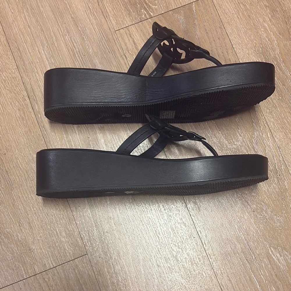 Tory Burch Black Logo Thong Sandals *13M*